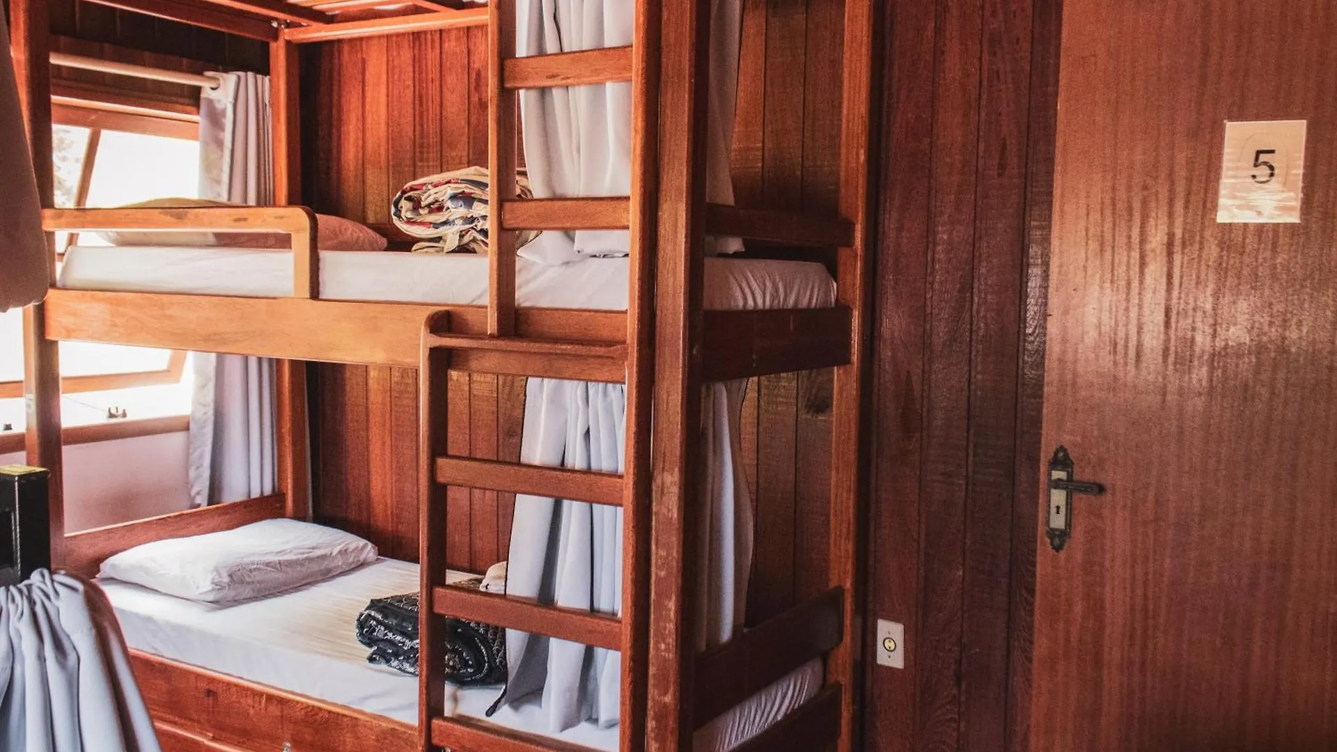 Nomades Riverside - Adventure Hostels & Coworking Florianópolis Brasile