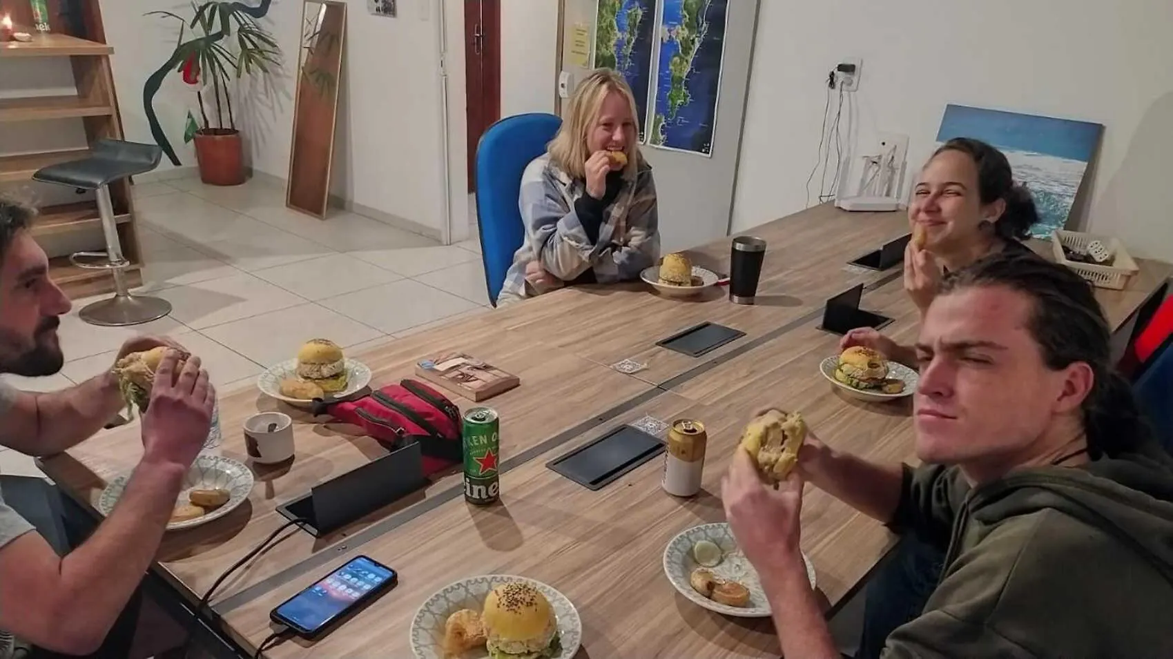 Nomades Riverside - Adventure Hostels & Coworking Florianópolis