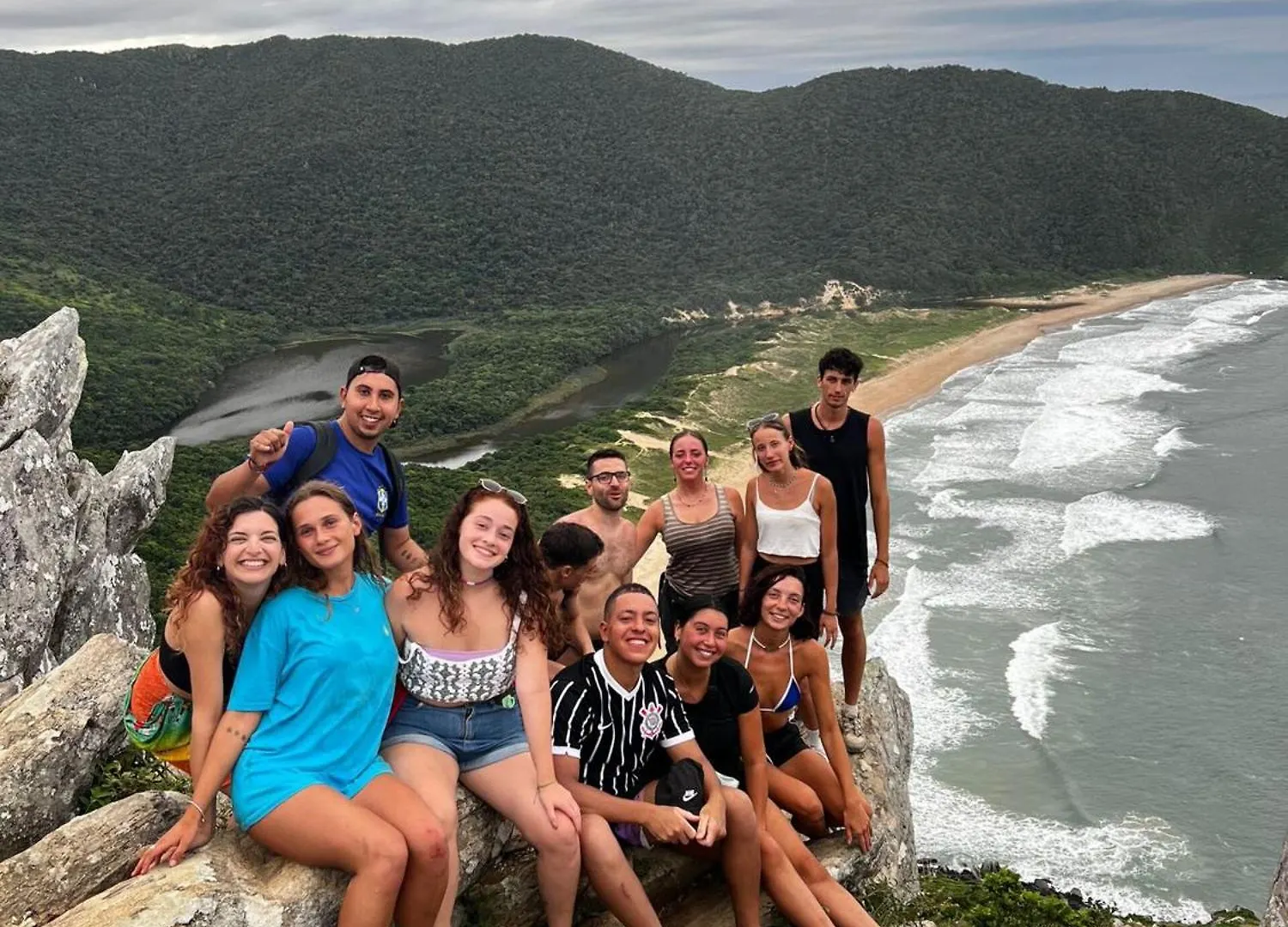 Nomades Riverside - Adventure Hostels & Coworking Florianopolis