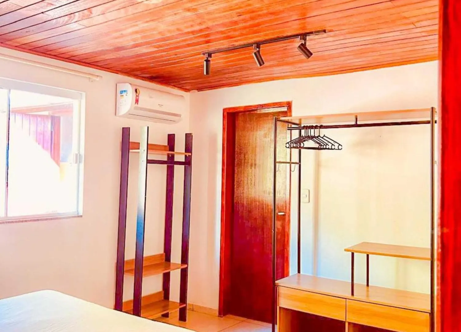 Nomades Riverside - Adventure Hostels & Coworking Florianopolis