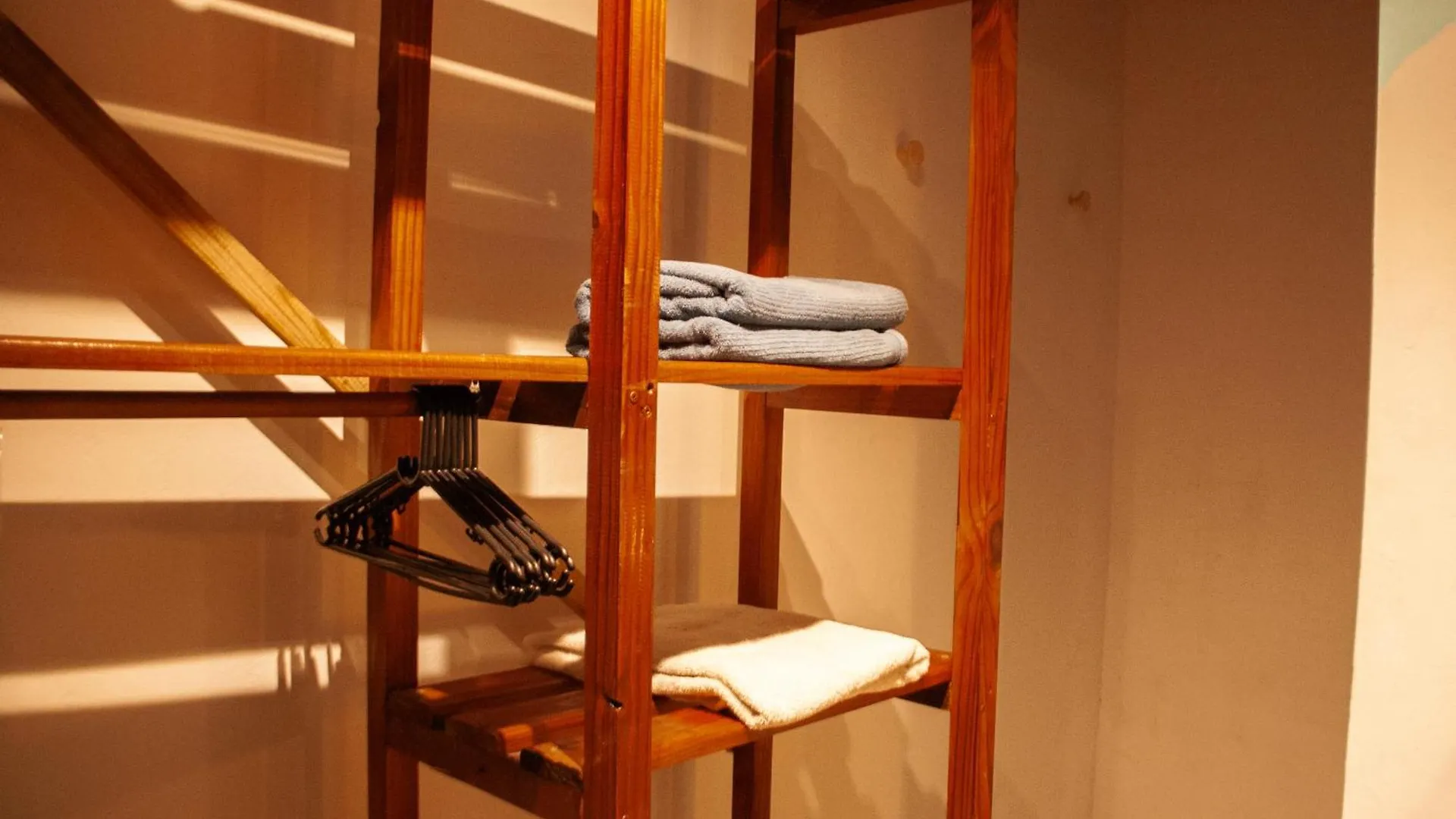 Nomades Riverside - Adventure Hostels & Coworking Florianópolis Brasil